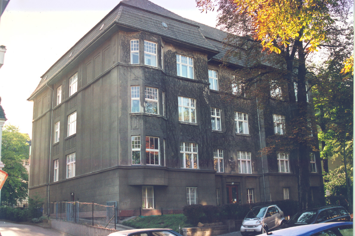 Wohnhaus und Geschäftshaus in Berlin Steglitz